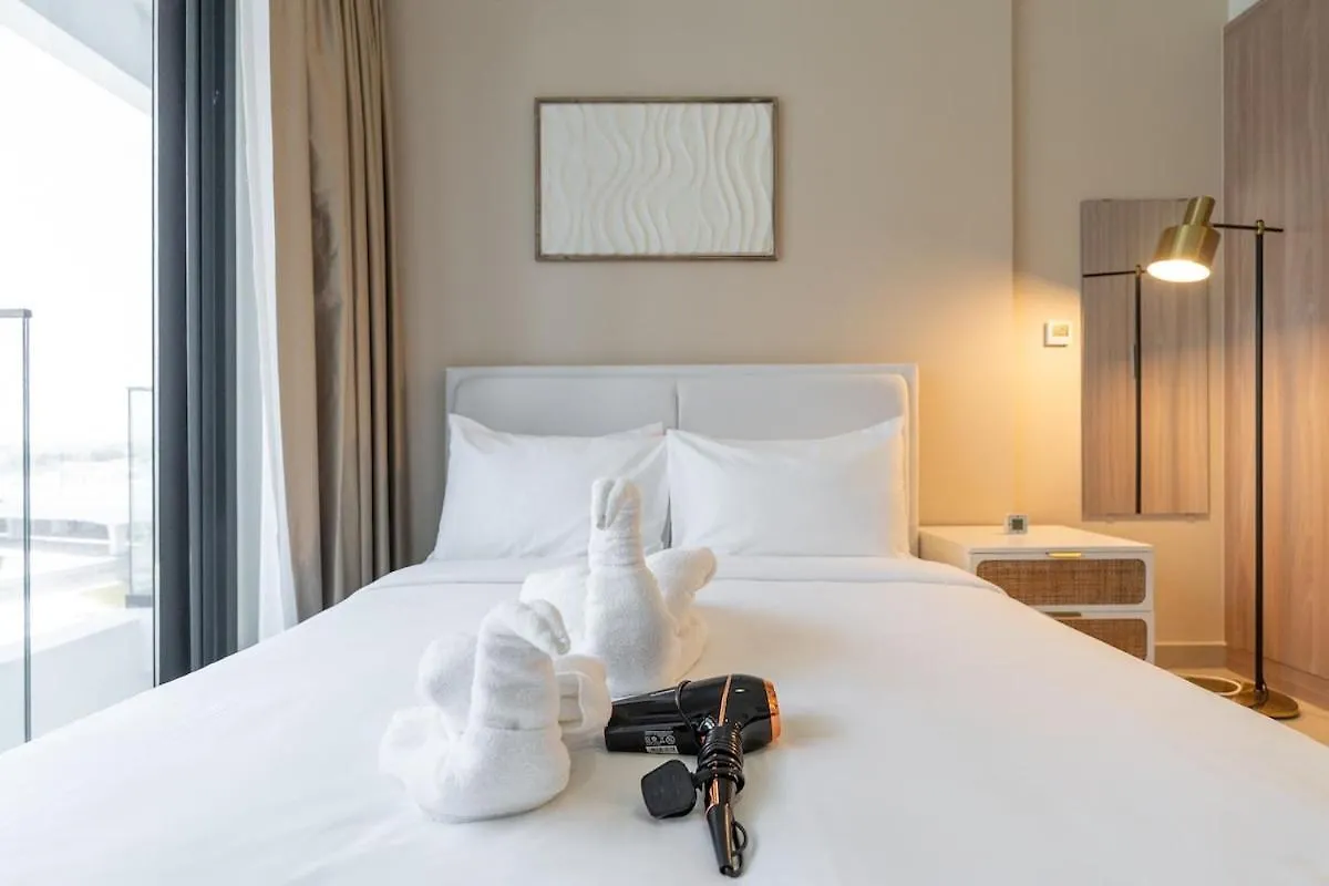 Apartment Immaculate Studio Great For 2 In Meydan Dubai