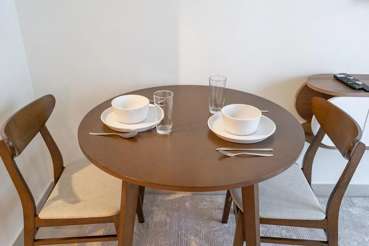 Apartment Immaculate Studio Great For 2 In Meydan Dubai