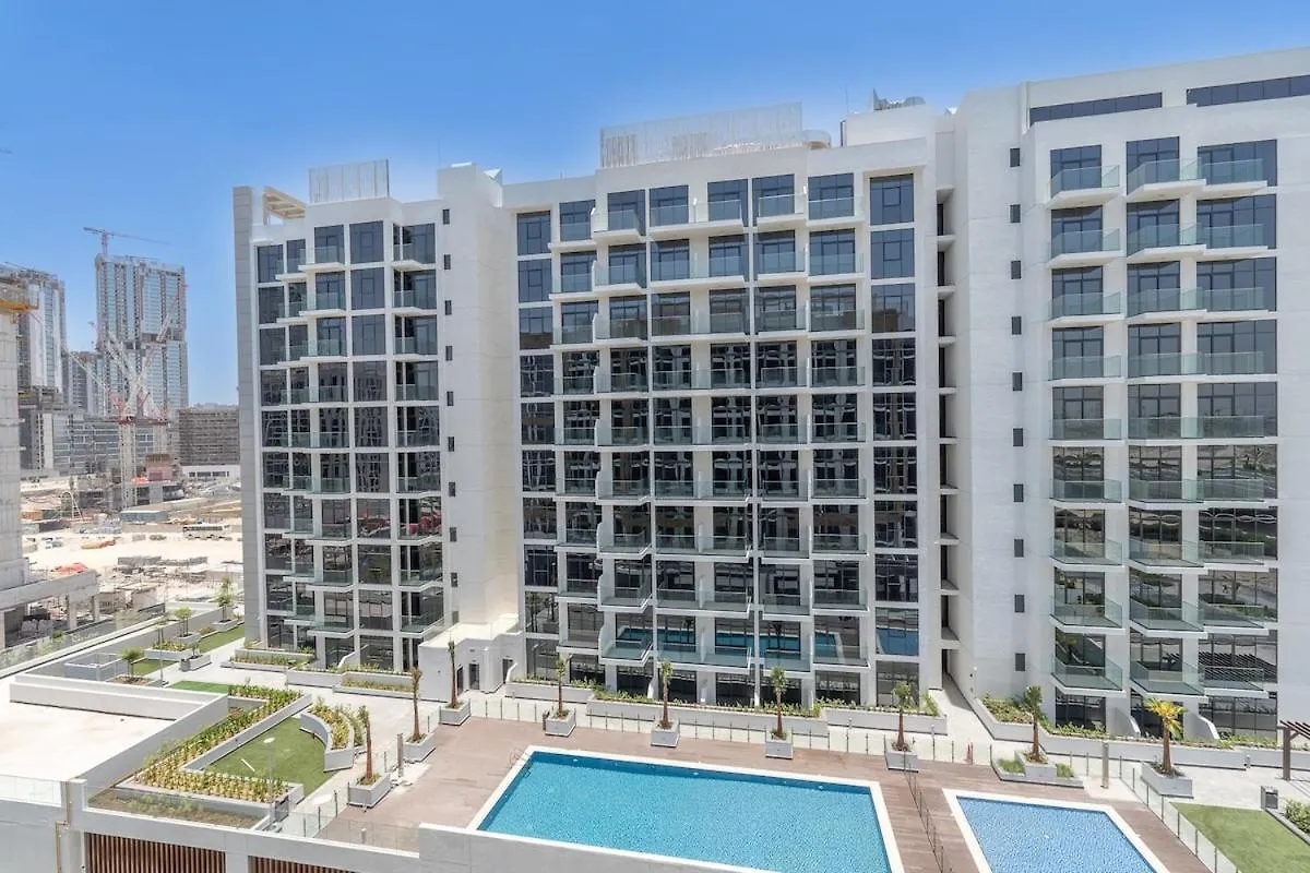 Immaculate Studio Great For 2 In Meydan Dubai