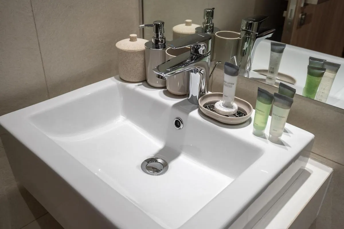 Apartment Immaculate Studio Great For 2 In Meydan Dubai