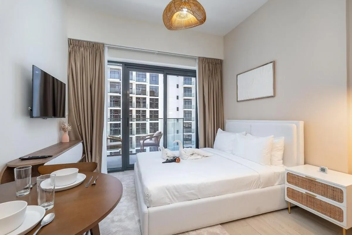 Immaculate Studio Great For 2 In Meydan location